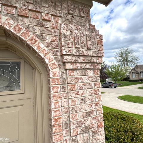 68135 Lake Angela Drive, Richmond, MI 48062