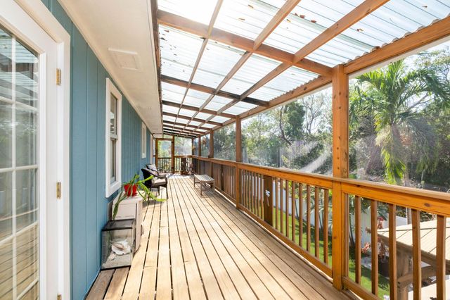 112 Peace Avenue, Tavernier, FL 33070