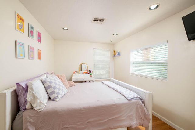 112 Peace Avenue, Tavernier, FL 33070