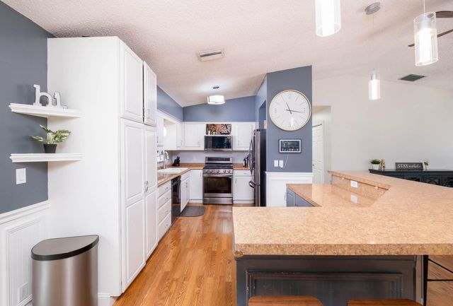 112 Peace Avenue, Tavernier, FL 33070