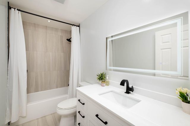 112 Peace Avenue, Tavernier, FL 33070