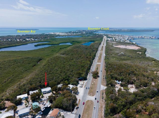 112 Peace Avenue, Tavernier, FL 33070