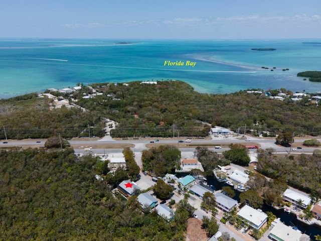 112 Peace Avenue, Tavernier, FL 33070