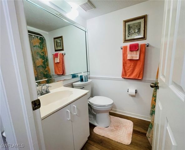 153 Gabriel CIR 3003, Naples, FL 34104