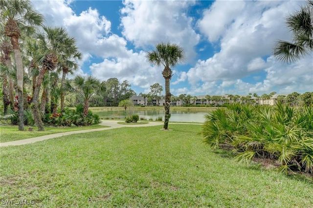 153 Gabriel CIR 3003, Naples, FL 34104