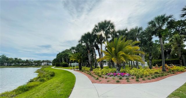153 Gabriel CIR 3003, Naples, FL 34104
