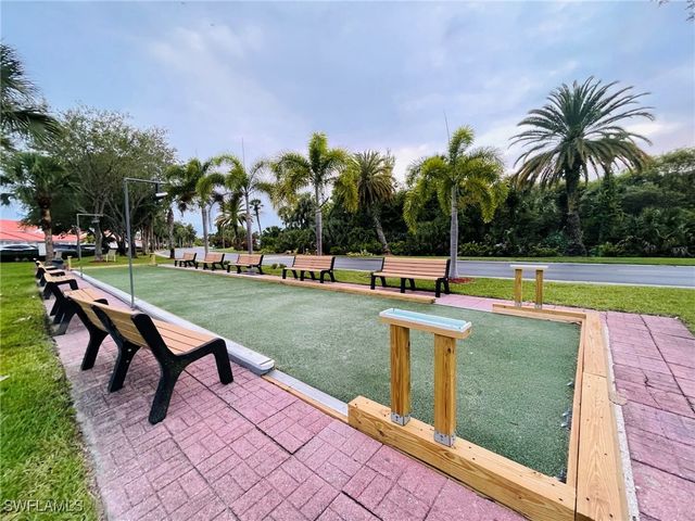 153 Gabriel CIR 3003, Naples, FL 34104