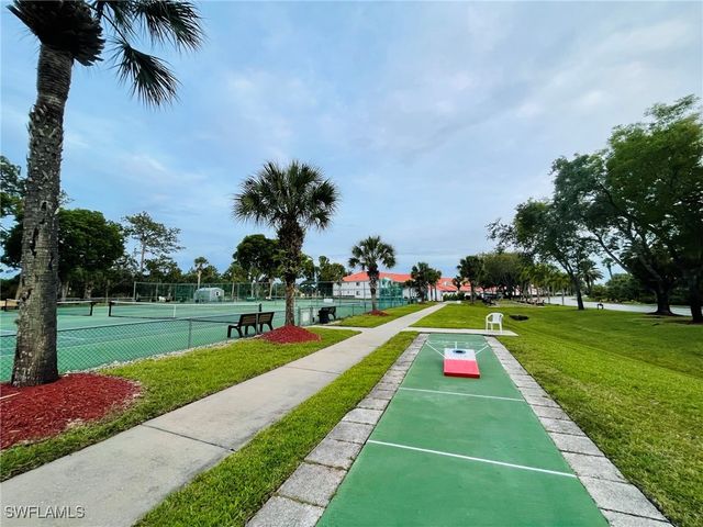 153 Gabriel CIR 3003, Naples, FL 34104