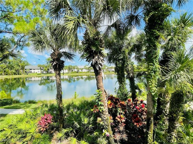 153 Gabriel CIR 3003, Naples, FL 34104