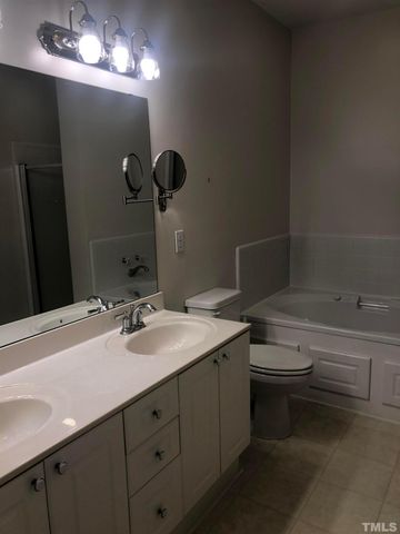 7601 Astoria Place, Raleigh, NC 27612