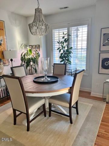 7601 Astoria Place, Raleigh, NC 27612