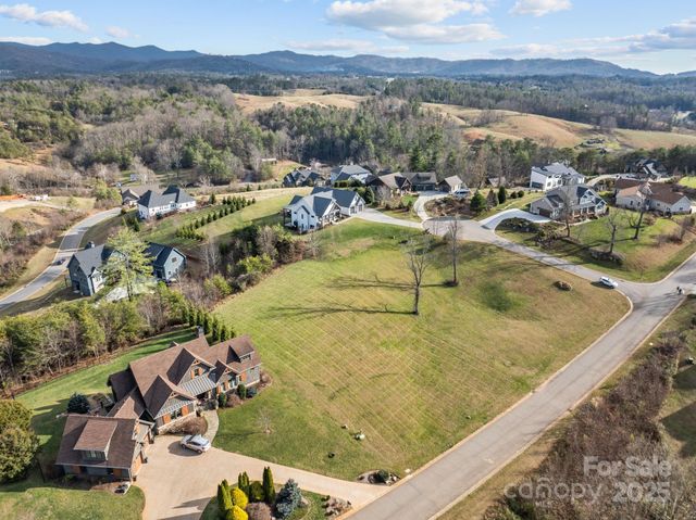 81 Gracie Lane 33, Weaverville, NC 28787