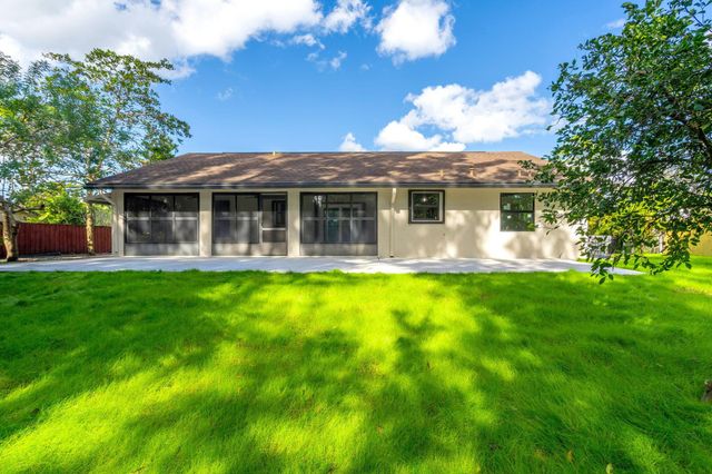 15438 Los Angeles Drive, Loxahatchee Groves, FL 33470