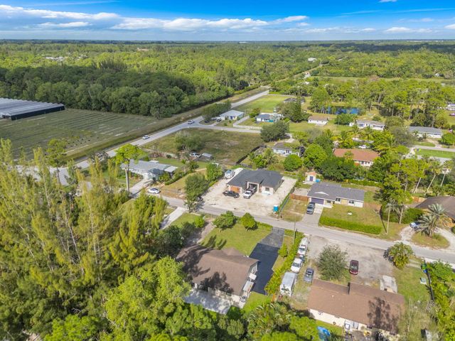 15438 Los Angeles Drive, Loxahatchee Groves, FL 33470