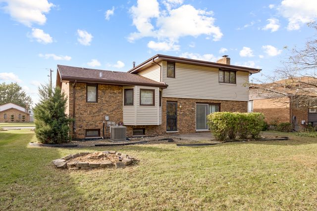 16747 Paxton Avenue, South Holland, IL 60473