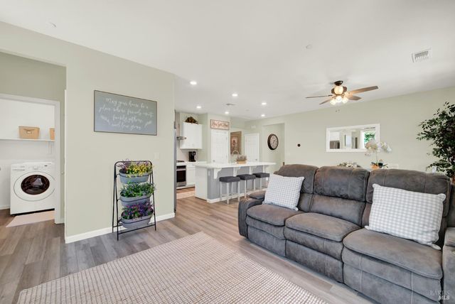 1540 Sundance Ct, Dixon, CA 95620