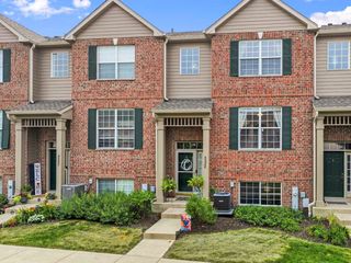5222 Cobblers Crossing, Mchenry, IL 60050