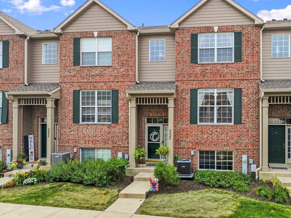5222 Cobblers Crossing, Mchenry, IL 60050