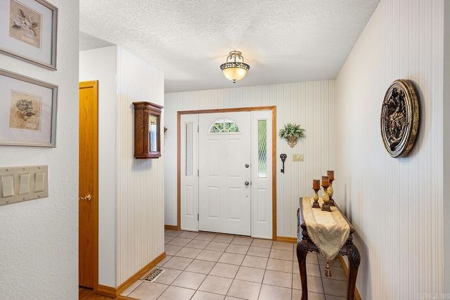 13 Zaragoza Lane, Hot Springs Village, AR 71909
