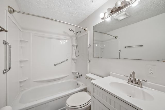 5090 Brush Ridge Court, Columbus, OH 43228