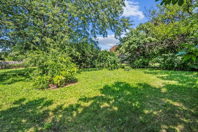 5090 Brush Ridge Court, Columbus, OH 43228
