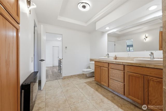 8808 Line Road, Lynden, WA 98264