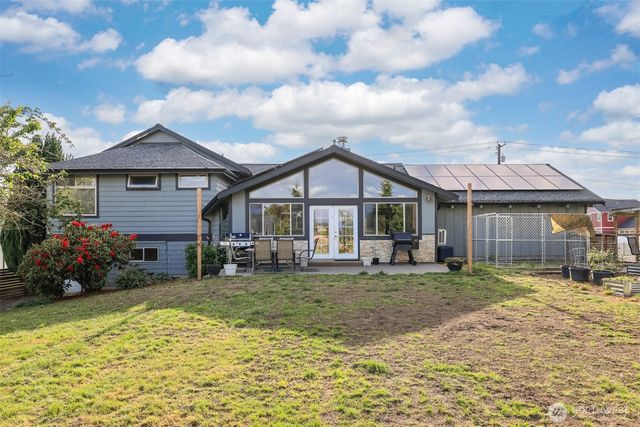 8808 Line Road, Lynden, WA 98264