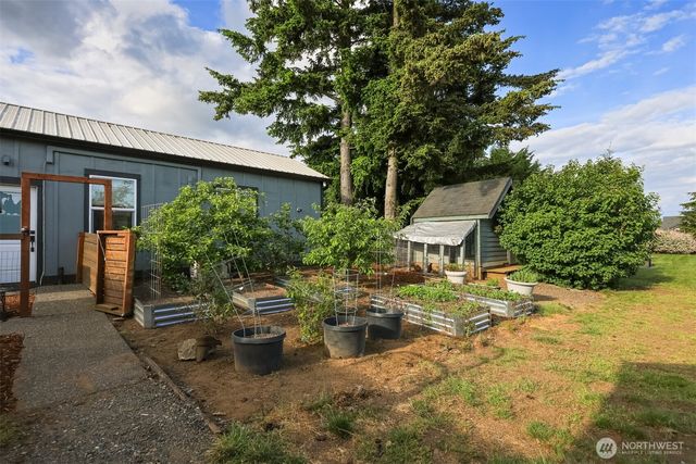 8808 Line Road, Lynden, WA 98264