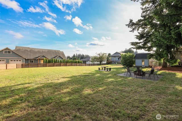 8808 Line Road, Lynden, WA 98264