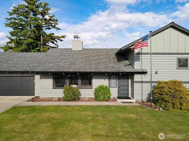 8808 Line Road, Lynden, WA 98264