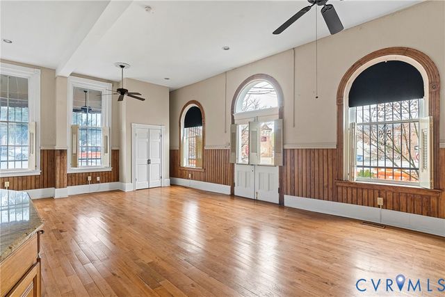 124 W Bank St, Petersburg, VA 23803