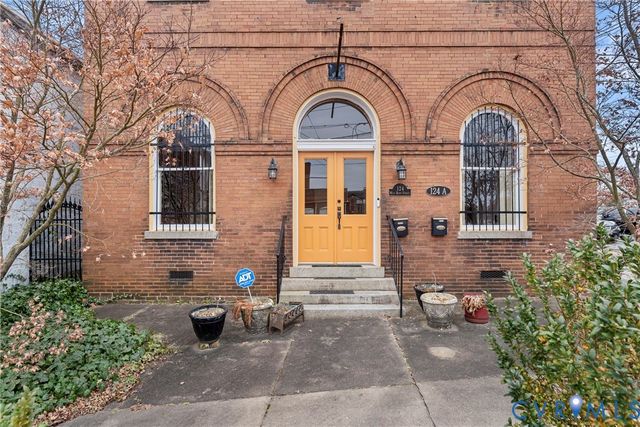124 W Bank St, Petersburg, VA 23803