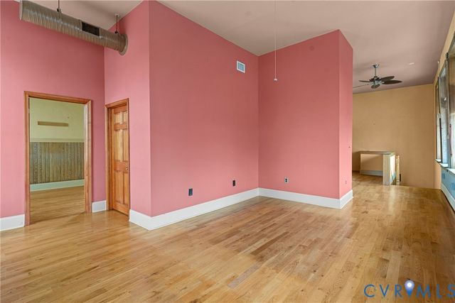 124 W Bank St, Petersburg, VA 23803