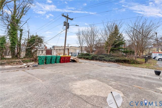 124 W Bank St, Petersburg, VA 23803