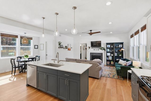 806 E 10th Ave, Spokane, WA 99202