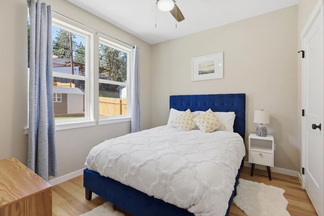 806 E 10th Ave, Spokane, WA 99202