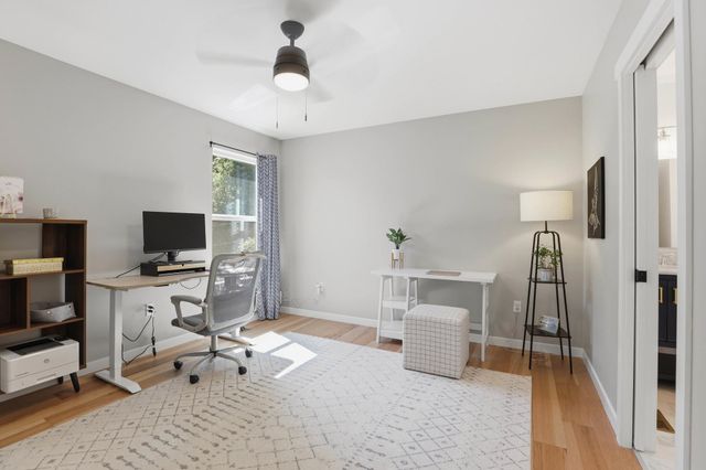 806 E 10th Ave, Spokane, WA 99202