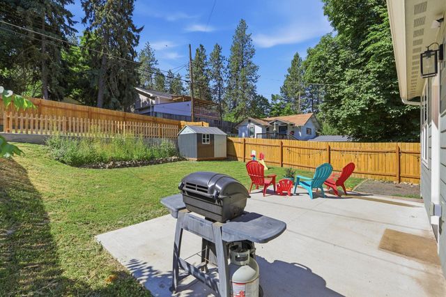 806 E 10th Ave, Spokane, WA 99202