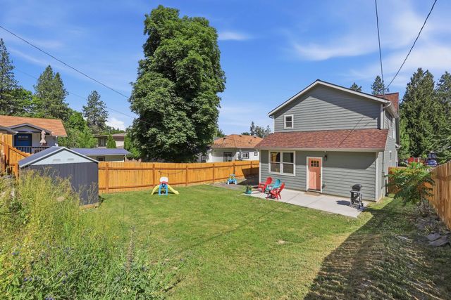 806 E 10th Ave, Spokane, WA 99202