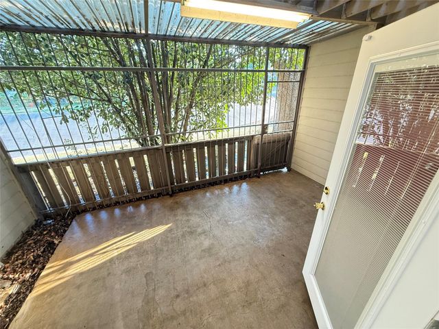 5005 Georgi Lane 215, Houston, TX 77092