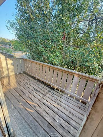 5005 Georgi Lane 215, Houston, TX 77092