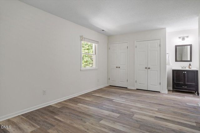 114 Mossbark Lane, Chapel Hill, NC 27514