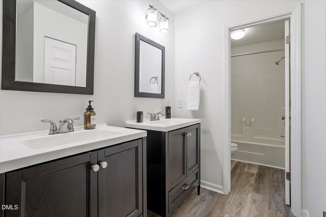 114 Mossbark Lane, Chapel Hill, NC 27514