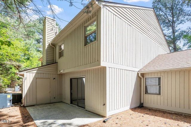 114 Mossbark Lane, Chapel Hill, NC 27514