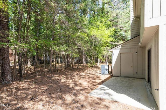 114 Mossbark Lane, Chapel Hill, NC 27514