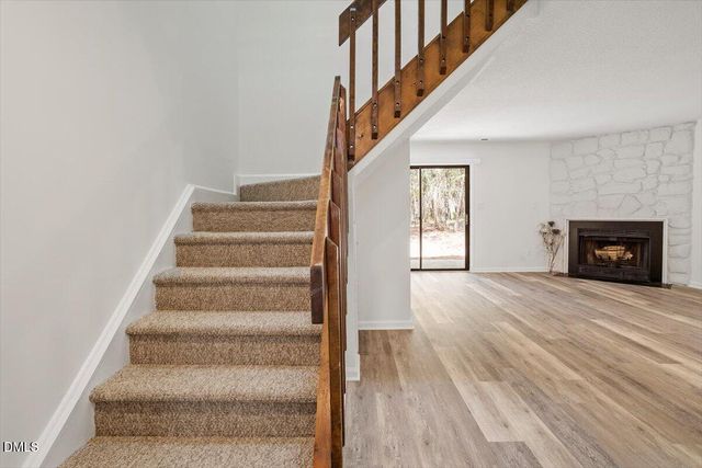 114 Mossbark Lane, Chapel Hill, NC 27514