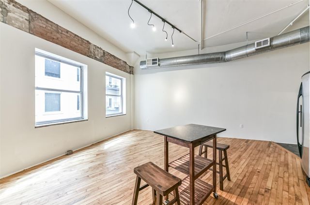 705 Main Street 511, Houston, TX 77002