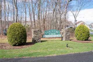 7 Gray Coach Lane 711, Cranston, RI 02921