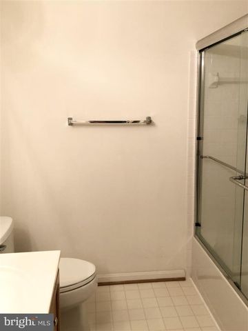 1981 LOGAN MANOR DR, Reston, VA 20190