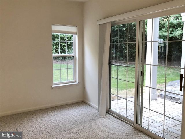 1981 LOGAN MANOR DR, Reston, VA 20190